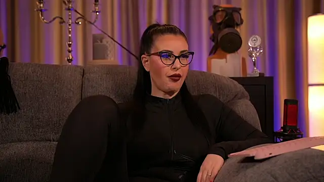 kelly kent online show from 02.13.25