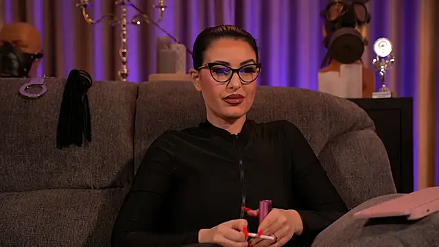 kelly kent online show from 02.28.25