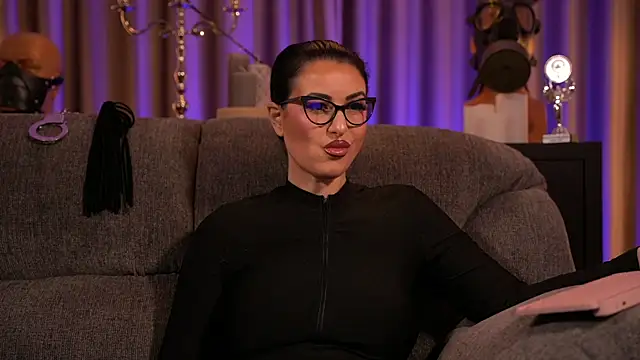 kelly kent online show from 02.28.25