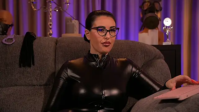 kelly kent online show from 02.28.25