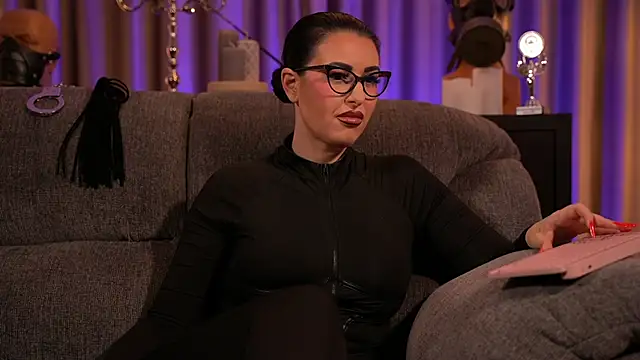 kelly kent online show from 03.03.25