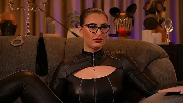 kelly kent online show from 10.17.25