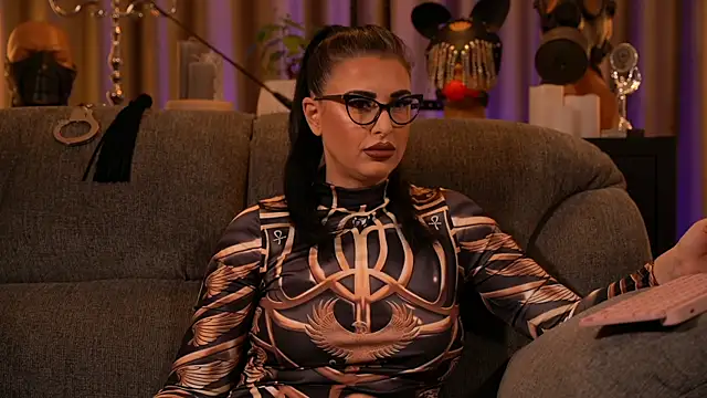 kelly kent online show from 10.20.25