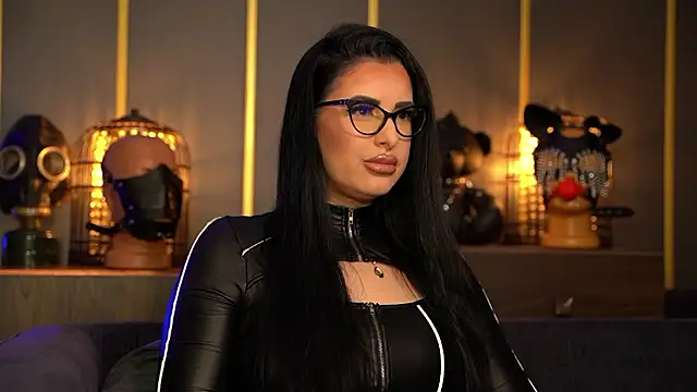 Snapshot of kelly_kent chatting on 02.12.26 kelly kent online show from 02.12.26