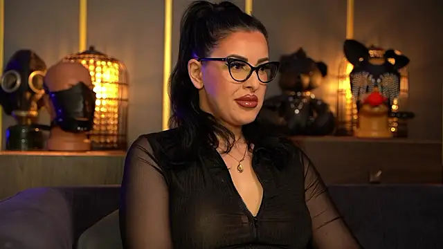 Snapshot of kelly_kent chatting on 02.17.26 kelly kent online show from 02.17.26