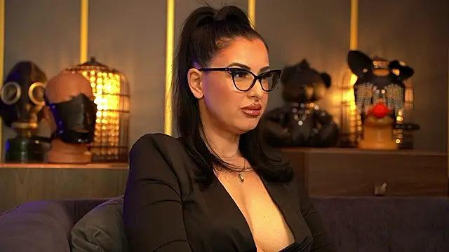 Snapshot of kelly_kent chatting on 02.19.26 kelly kent online show from 02.19.26