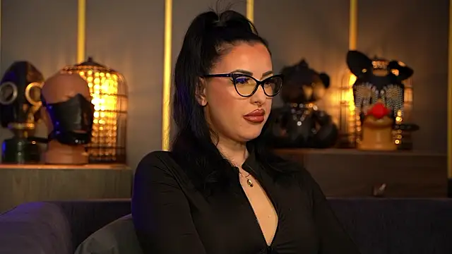 Snapshot of kelly_kent chatting on 02.20.26 kelly kent online show from 02.20.26