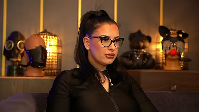 Snapshot of kelly_kent chatting on 02.21.26 kelly kent online show from 02.21.26