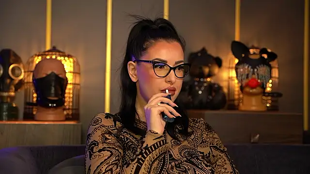 Snapshot of kelly_kent chatting on 02.23.26 kelly kent online show from 02.23.26