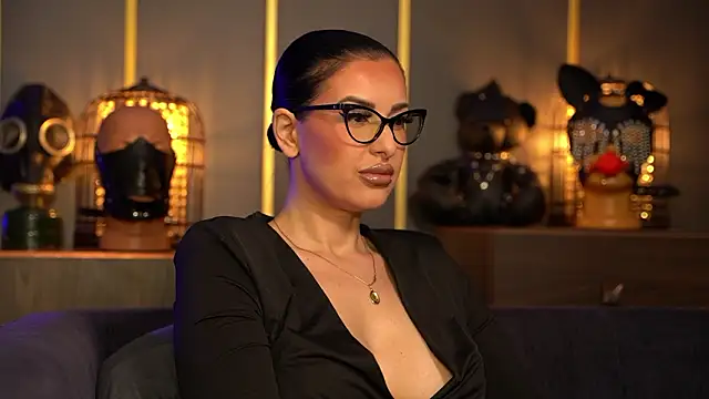 Snapshot of kelly_kent chatting on 02.27.26 kelly kent online show from 02.27.26