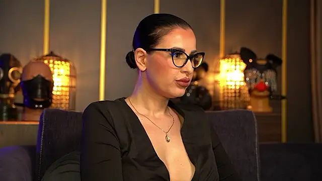 Snapshot of kelly_kent chatting on 02.28.26 kelly kent online show from 02.28.26