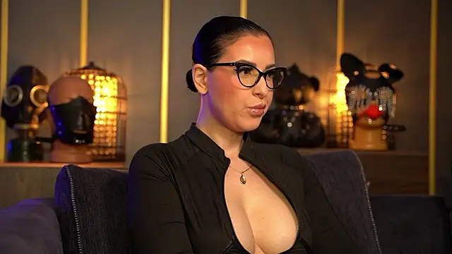 Snapshot of kelly_kent chatting on 03.13.26 kelly kent online show from 03.13.26