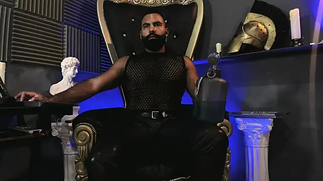 Snapshot of BeardAndrew chatting on 02.11.26 BeardAndrew online show from 02.11.26