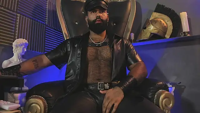 Snapshot of BeardAndrew chatting on 03.21.26 BeardAndrew online show from 03.21.26