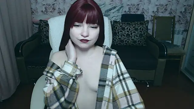 Snapshot of tiny_pixiee chatting on 10.26.25 tiny pixiee online show from 10.26.25