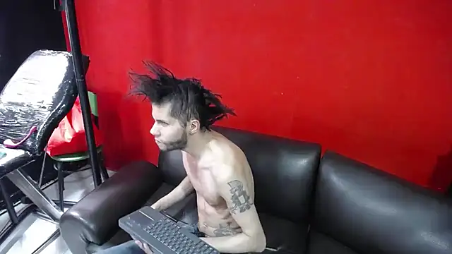 Snapshot of Master_rudeboy chatting on 04.14.26 Master rudeboy online show from 04.14.26
