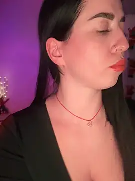 Emylia online show from 12.14.24