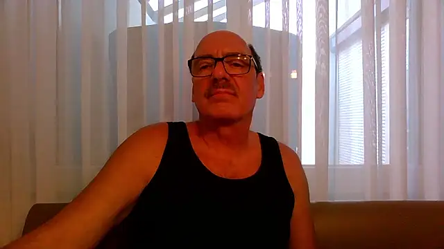 Snapshot of giesidie_1 chatting on 12.04.25 giesidie 1 online show from 12.04.25