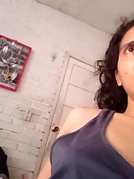 valeriaswang Lucas online show from 03.06.26