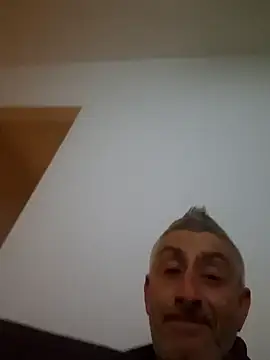 Snapshot of cuci45 chatting on 12.01.25 cuci45 online show from 12.01.25