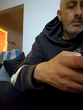 Snapshot of cuci45 chatting on 03.19.26 cuci45 online show from 03.19.26