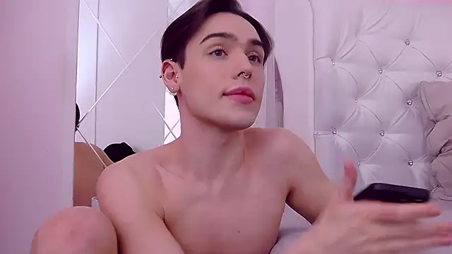 RobbyCharming online show from 01.17.25