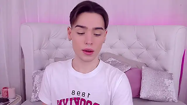 RobbyCharming online show from 01.20.25