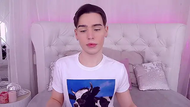 RobbyCharming online show from 01.25.25