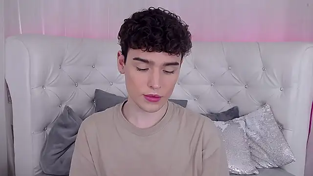 RobbyCharming online show from 10.11.25