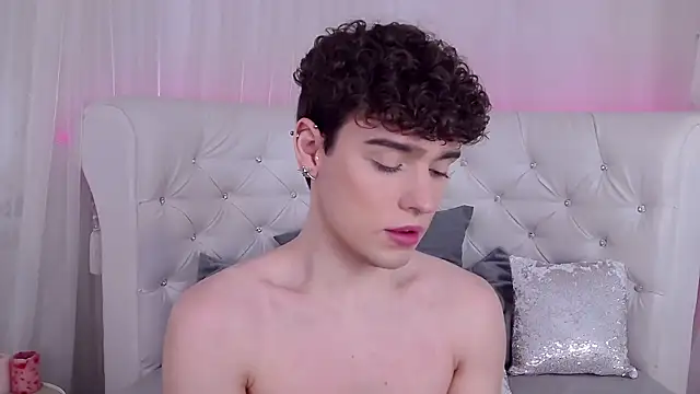 RobbyCharming online show from 12.05.25