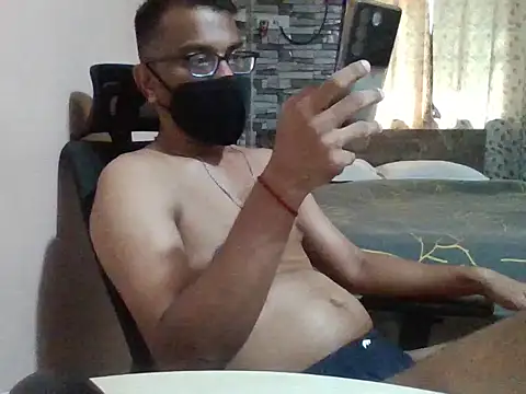Snapshot of sexx4 chatting on 05.05.26 sexx4 online show from 05.05.26