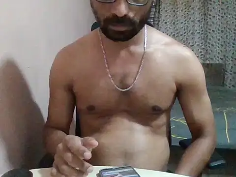 Snapshot of sexx4 chatting on 05.19.26 sexx4 online show from 05.19.26