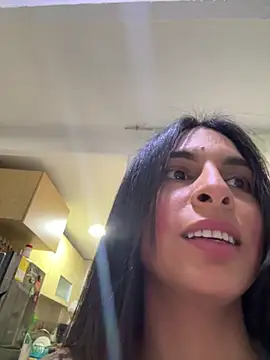 charlotte stevenss  online show from 02.06.25