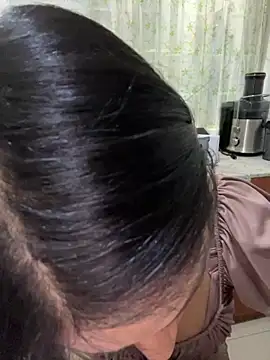 charlotte stevenss  online show from 11.07.25