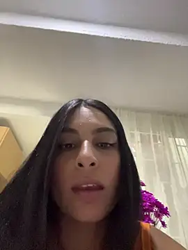 charlotte stevenss  online show from 05.01.26