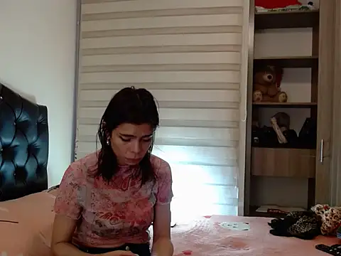 Snapshot of gooddes303salome chatting on 01.14.26 gooddes303salome online show from 01.14.26