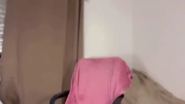 ehotlovea  online show from 11.17.25