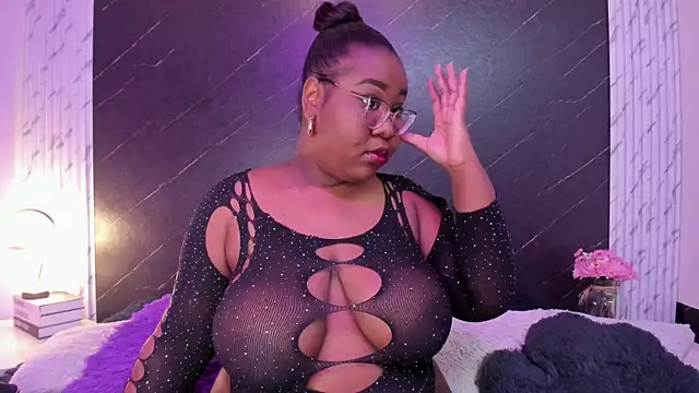 Darnellqueen online show from 11.10.25