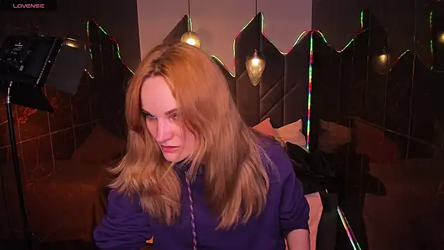 SaraSubtlety online show from 03.24.26