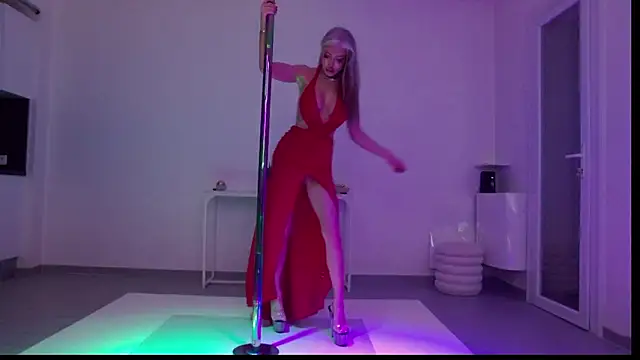 Snapshot of Bella_Twine chatting on 03.06.26 Bella Twine online show from 03.06.26