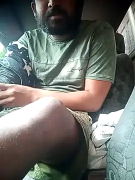 Snapshot of Driver-naru chatting on 02.27.25 Driver-naru online show from 02.27.25