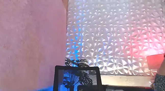 Ladygel20 online show from 01.13.25