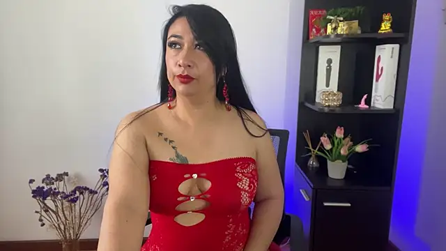 Snapshot of Karina_Yang chatting on 07.28.26 Karina Yang online show from 07.28.26