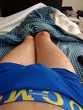 Snapshot of LuqenZo chatting on 02.18.26 LuqenZo online show from 02.18.26