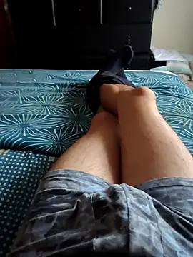 Snapshot of LuqenZo chatting on 03.16.26 LuqenZo online show from 03.16.26