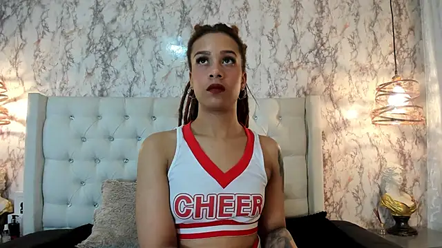 Nicolette russo online show from 10.25.25