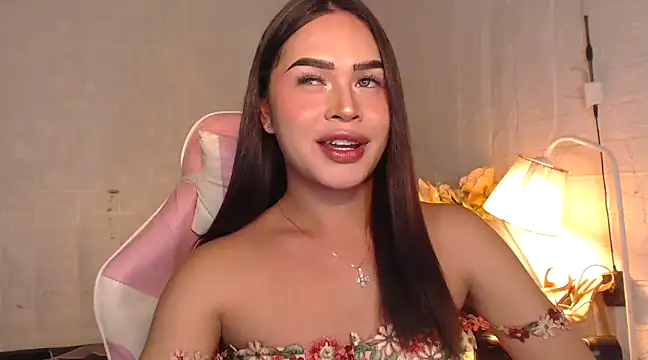 Snapshot of Ashely_Lewis chatting on 01.07.25 Ashely Lewis online show from 01.07.25