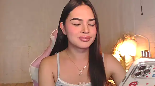 Snapshot of Ashely_Lewis chatting on 02.13.25 Ashely Lewis online show from 02.13.25