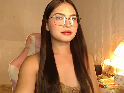 Snapshot of Ashely_Lewis chatting on 10.08.25 Ashely Lewis online show from 10.08.25