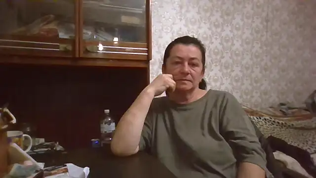 GypsiQueen2 online show from 11.10.25